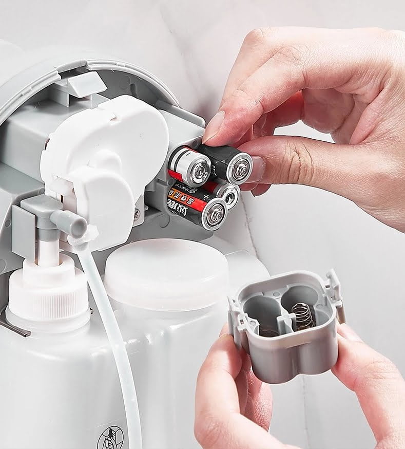 1.1L-dispenser-battery-compartment-1.jpg 1100 Hand-free Automatic Induction Disinfection Dispenser - Image 6