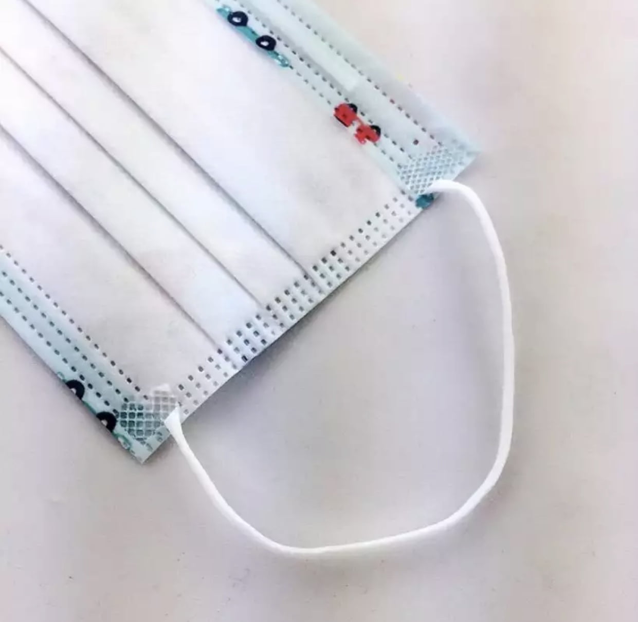 3 Ply Disposable Children Face Mask 10pcs per Pack - Image 2